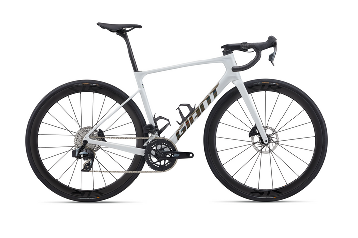 Giant Defy Advanced Pro 1 Road Bike - White