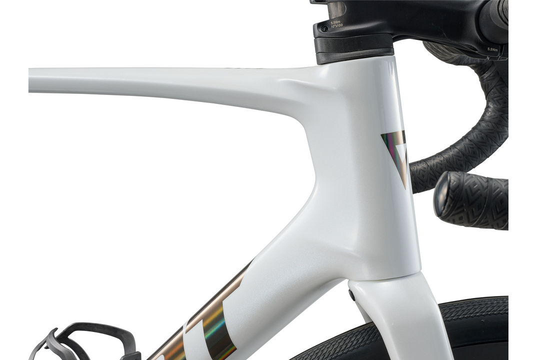 Giant Defy Advanced Pro 1 Road Bike - White