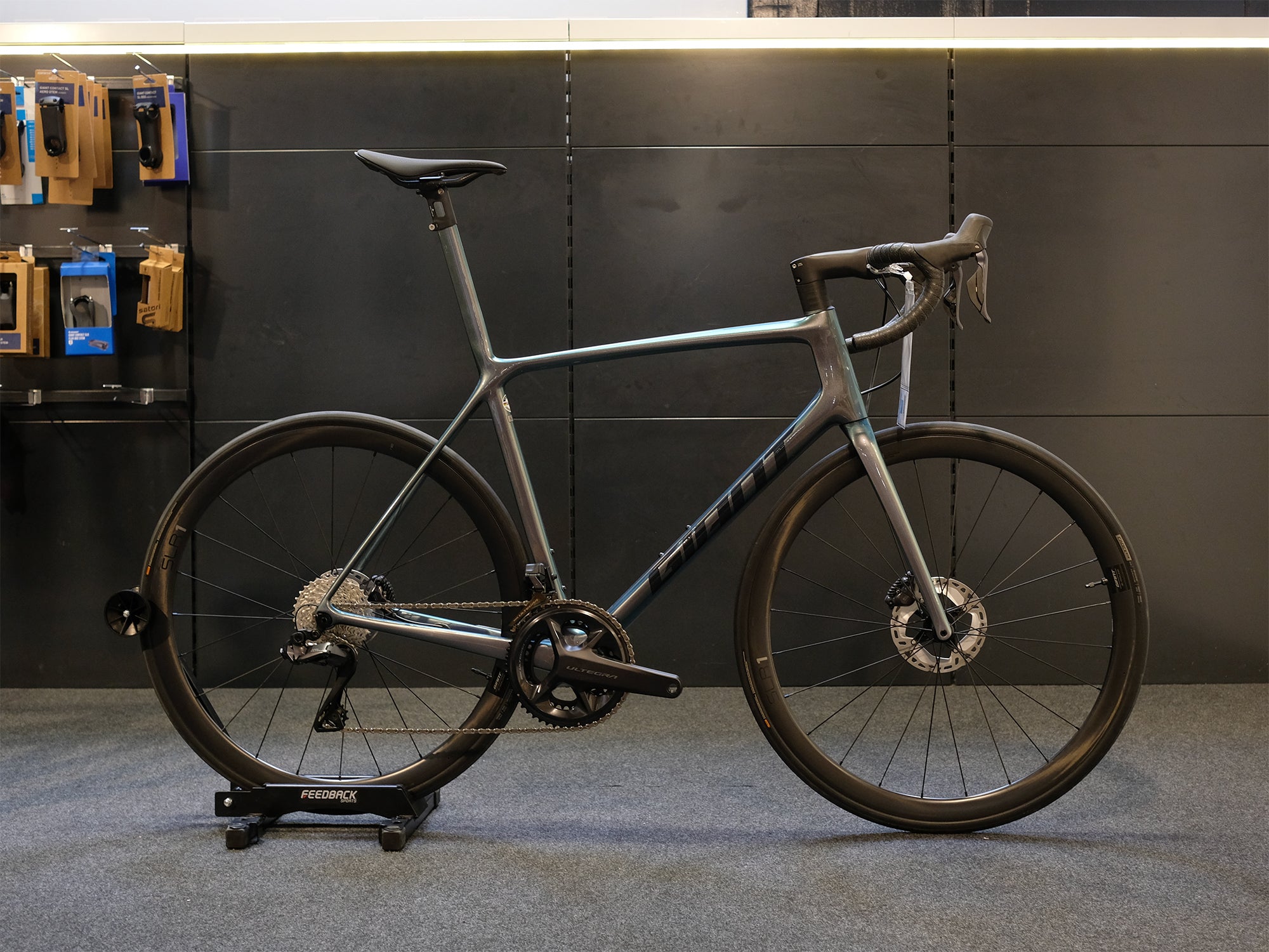 Giant TCR Advanced SL Disc AXS Airglow – Giant Sydney
