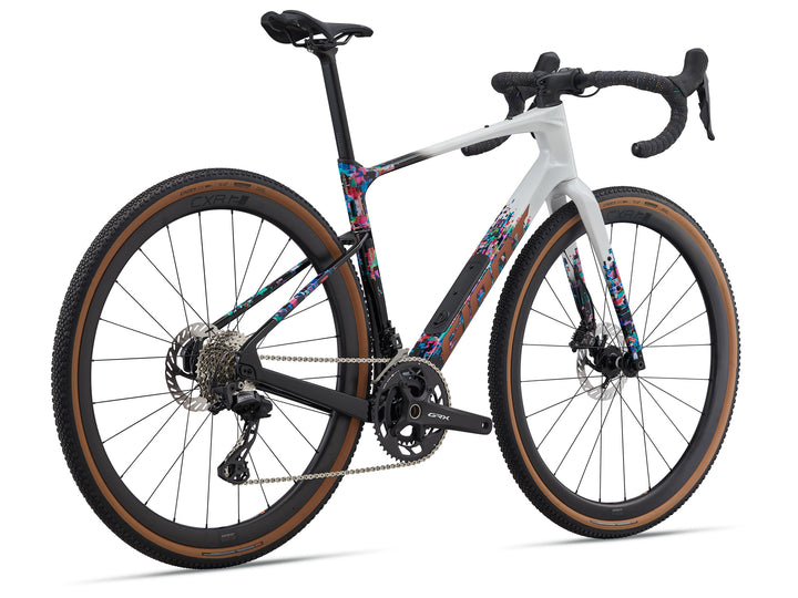 Giant Revolt Advanced 0 SE Gravel Bike - Radio Spectrum