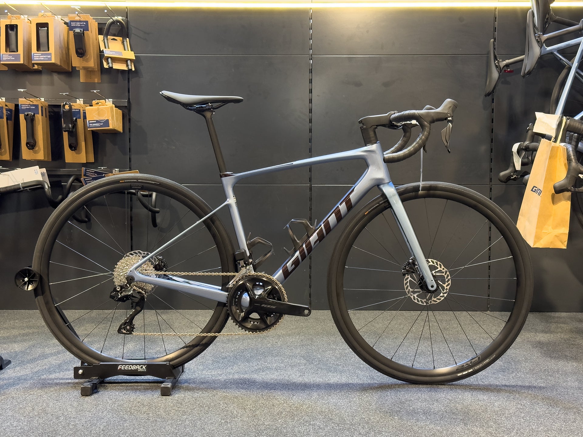 Giant Defy Advanced Frost Silver – Giant Sydney