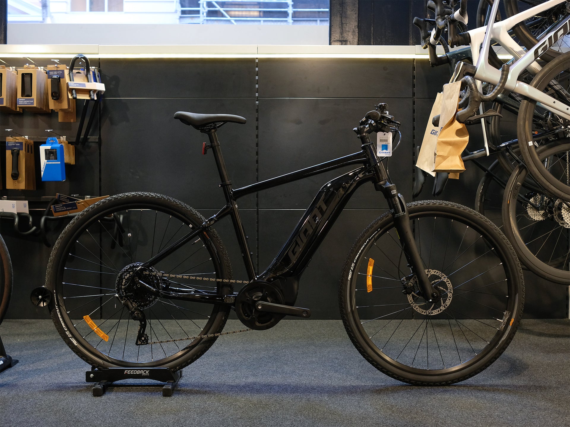 Giant Roam E+ E Bike Black – Giant Sydney - Main Image