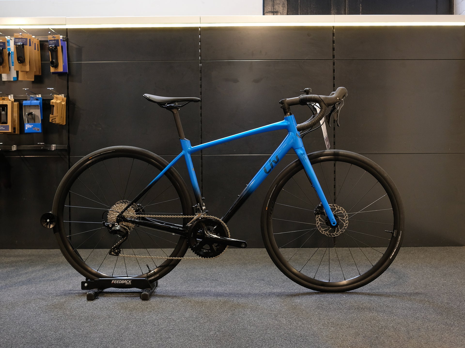 Liv Avail AR AI Blue – Giant Sydney - Main Image