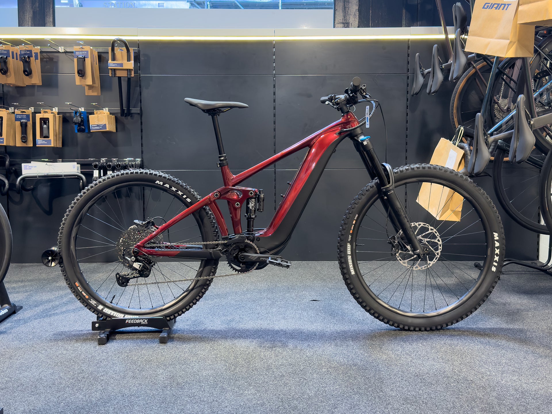 Bicycle Giant Range Extender 250wh Energypak Plus Giant Energypak