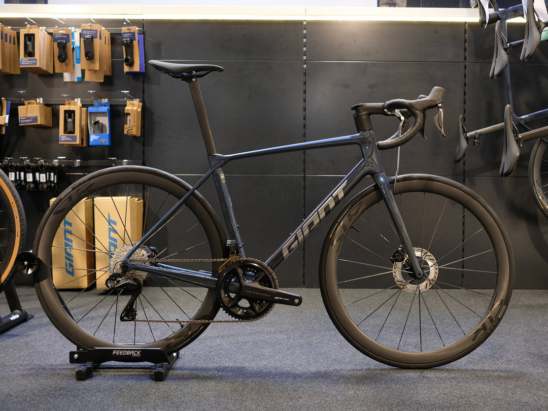 giant gold coast bicycle Giant TCR Advanced Pro 0 Di2